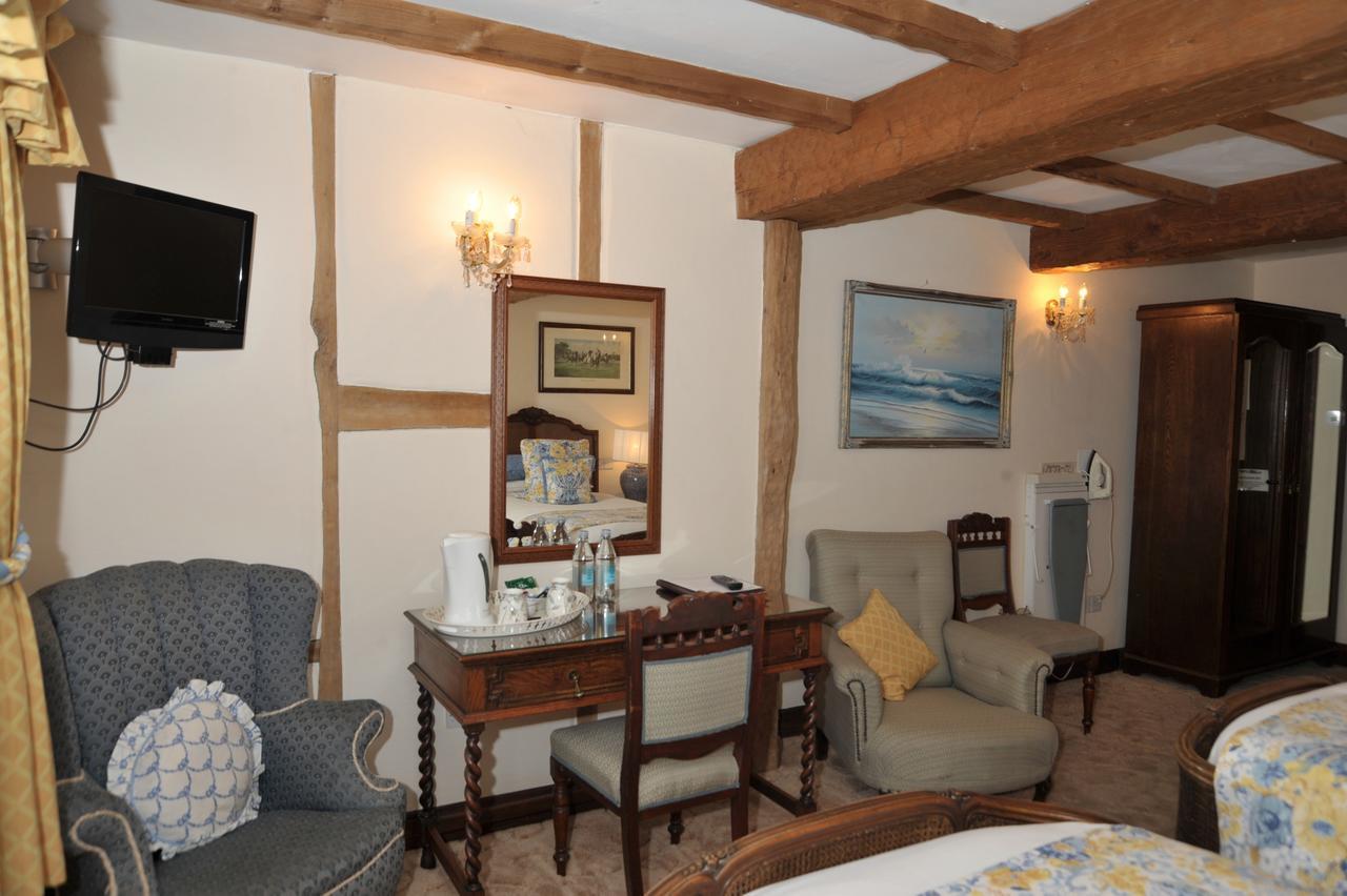 The Inglenook Hotel 보그너레지스 외부 사진